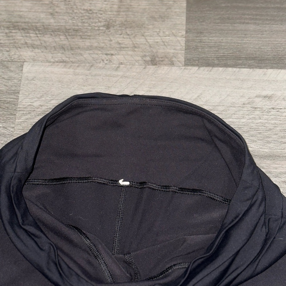Lululemon Crop Il Leggings - Picture 6 of 6